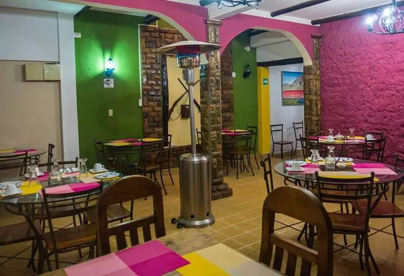 هاستل Hostal La Magia De Uyuni