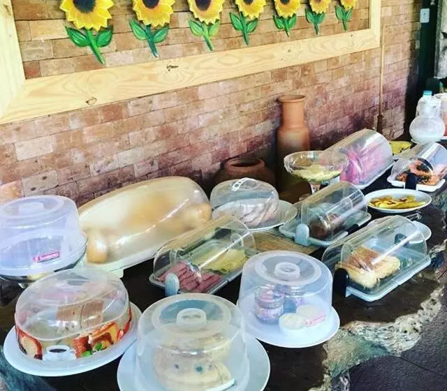 Retkeilymaja Pousada Girassol