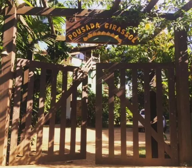 Retkeilymaja Pousada Girassol