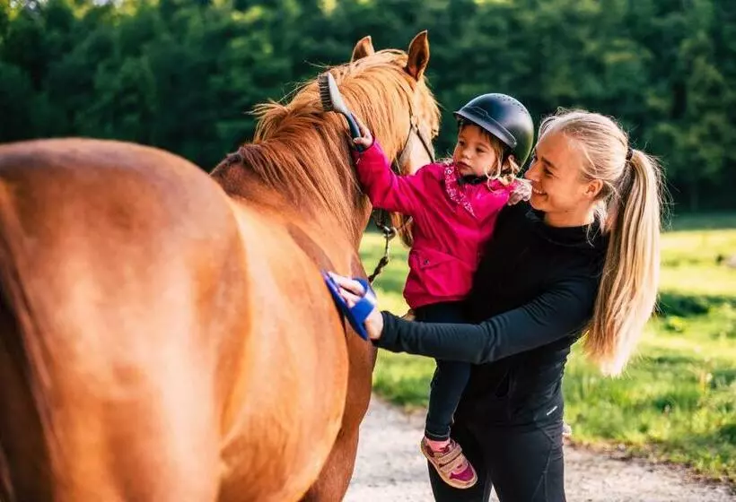 هتل Ekoturizem Hudičevec