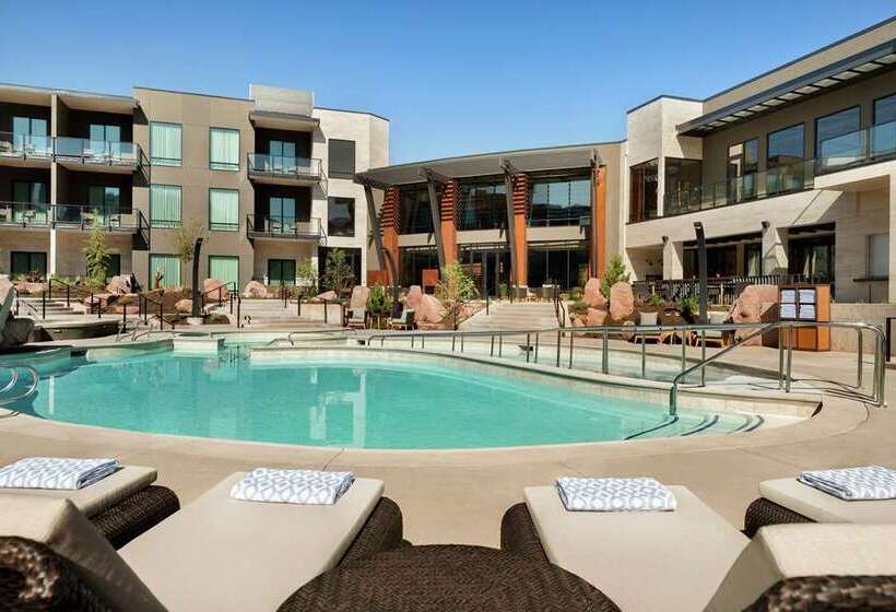 هتل Hoodoo Moab, Curio Collection By Hilton