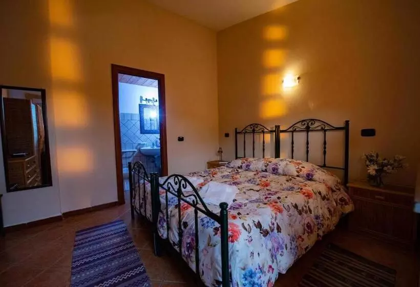 ホテル Il Borgo Sul Lago