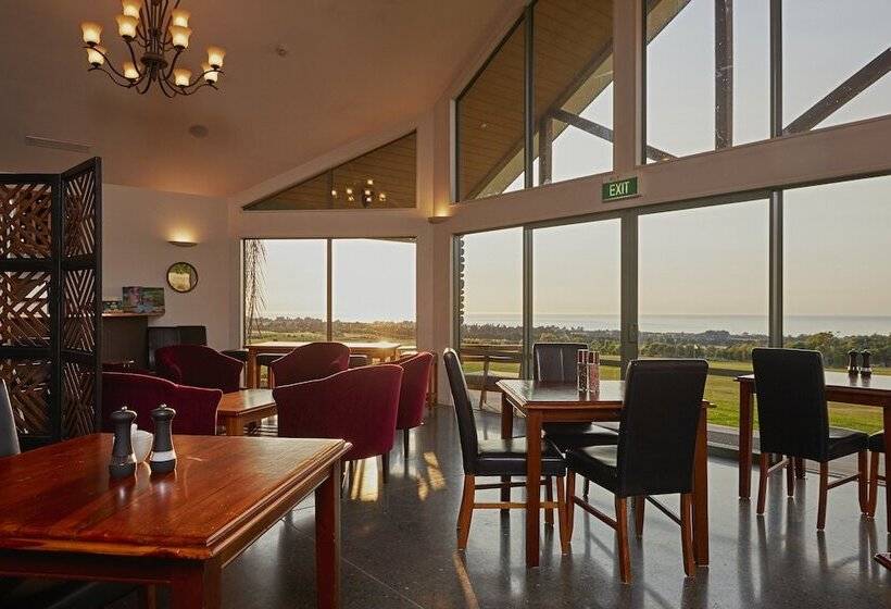 호텔 Koura Bay Golf Resort