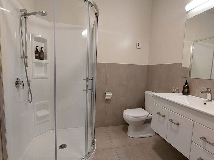 호텔 Koura Bay Golf Resort