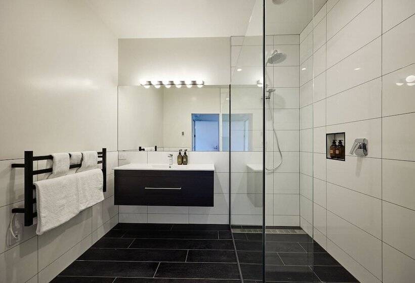 호텔 Koura Bay Golf Resort