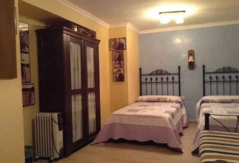 ペンション Alojamiento La Casa Del Brigadier