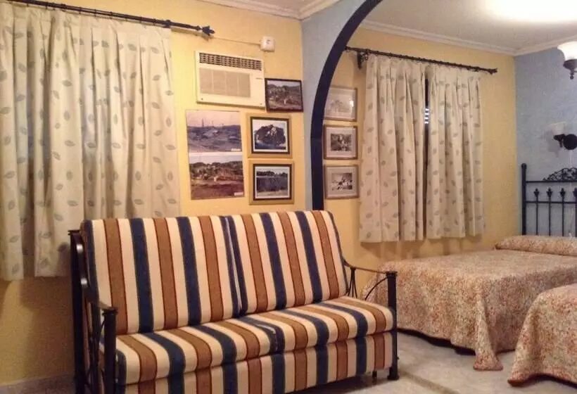 ペンション Alojamiento La Casa Del Brigadier