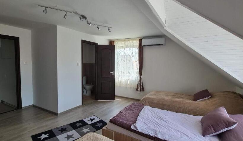 Пансион Arató Vendégház