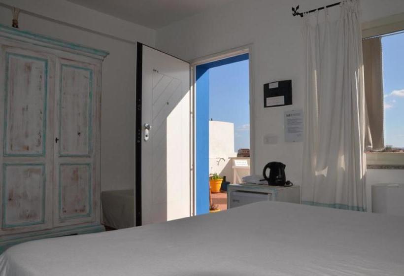 ペンション La Terrazza Guesthouse