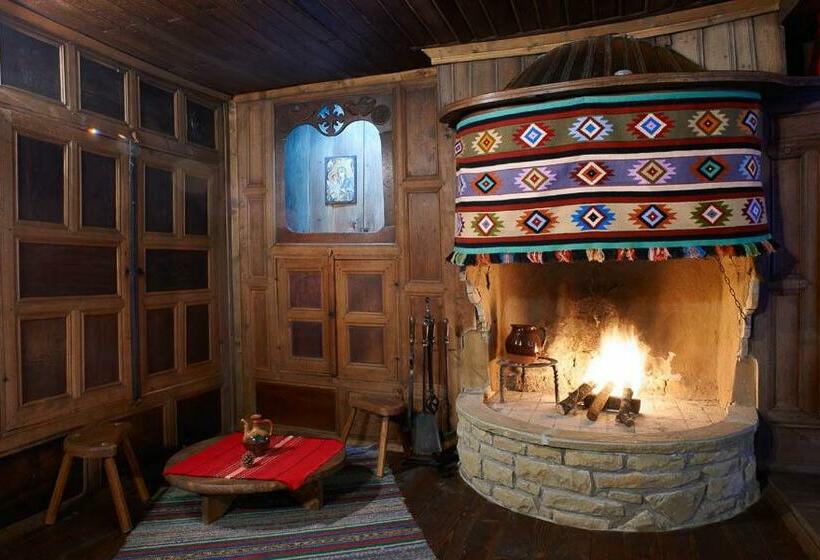 膳宿费 The House With The Vine Guest House