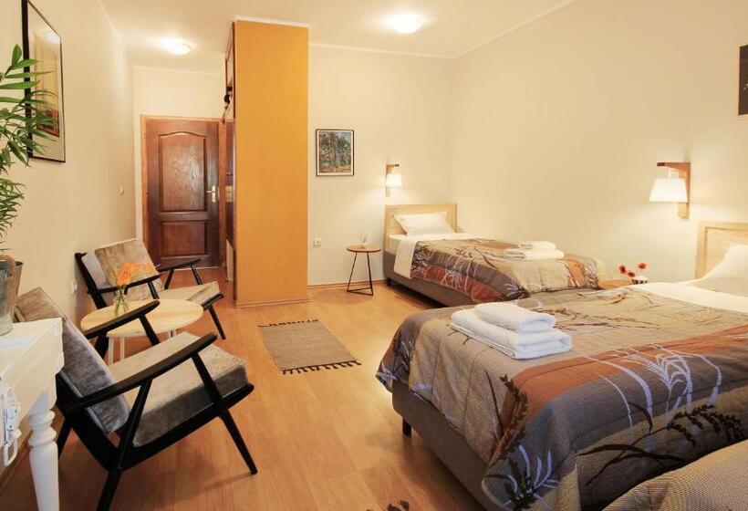 پانسیون Vila Dunavski Raj