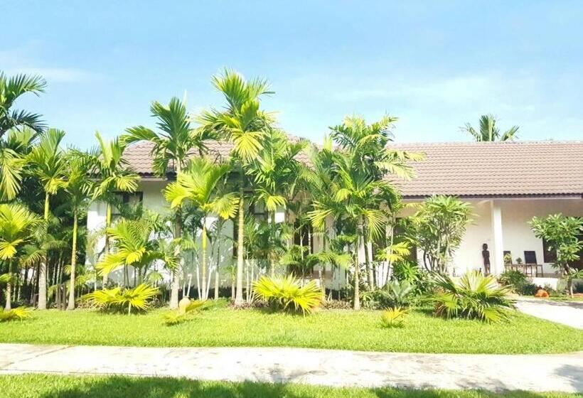 بنسيون Villa Thakhek