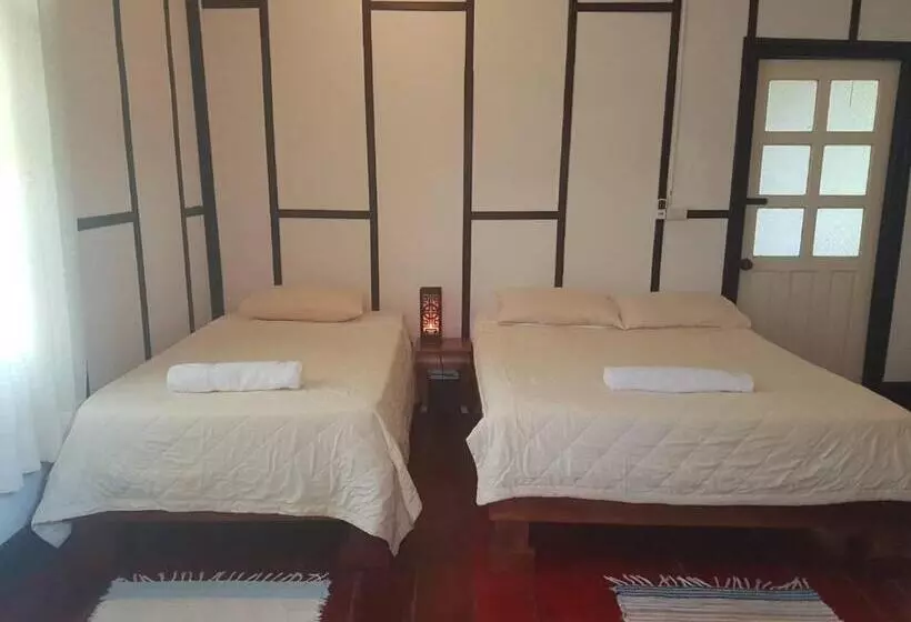 Majatalo Villa Thakhek