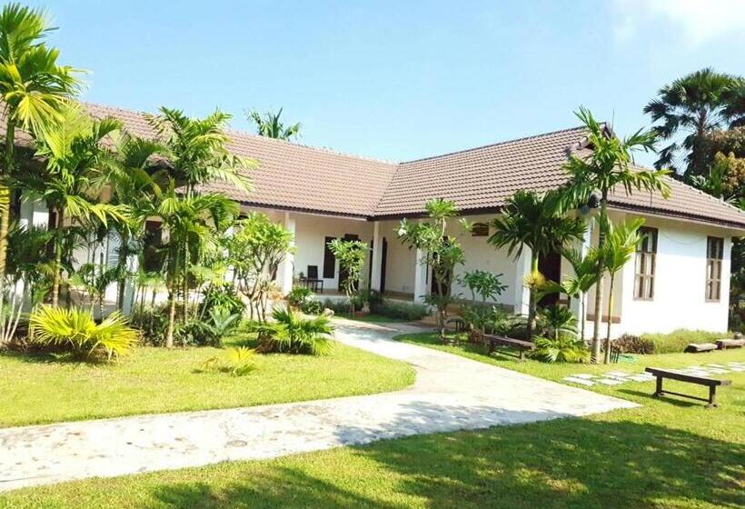 بنسيون Villa Thakhek