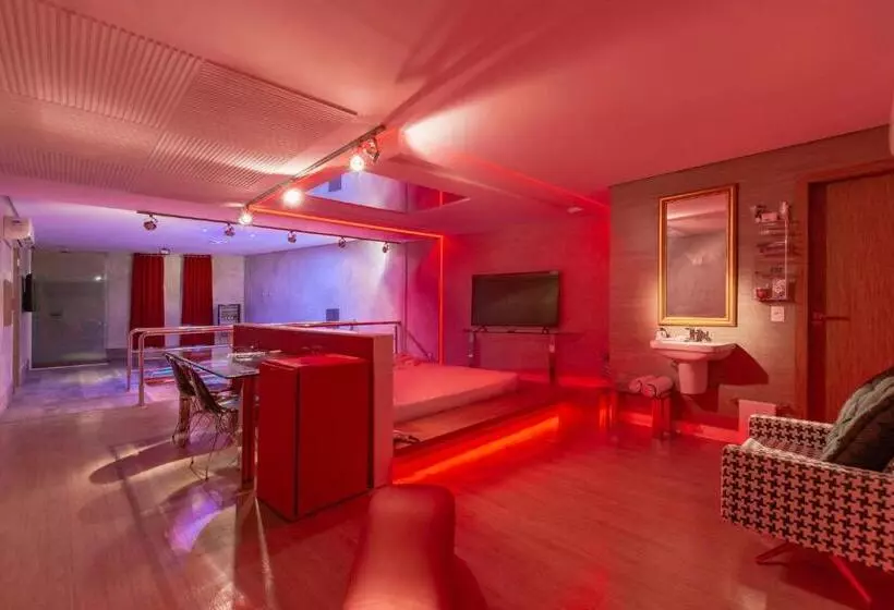 Spa Urbano Motel Adult Only