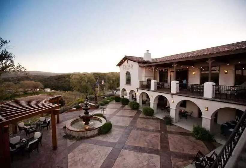 ユースホステル Croad Vineyards   The Inn