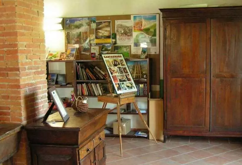 ホテル Agriturismo La Palazzina