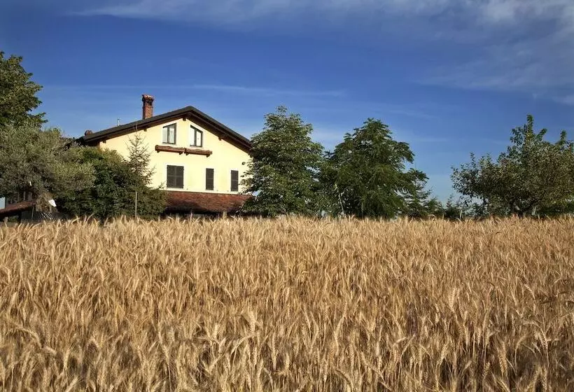 ホテル Cascina Papa Mora