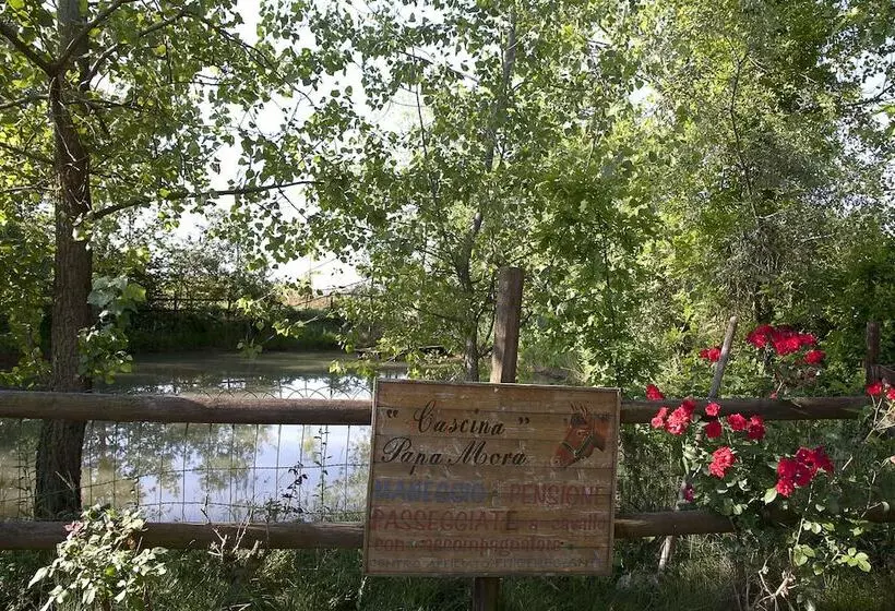 ホテル Cascina Papa Mora
