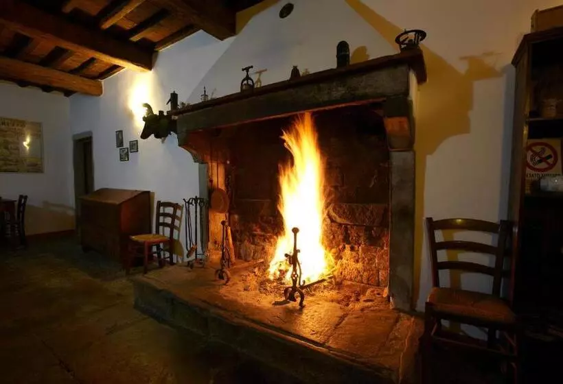Hotelli Casina Della Burraia