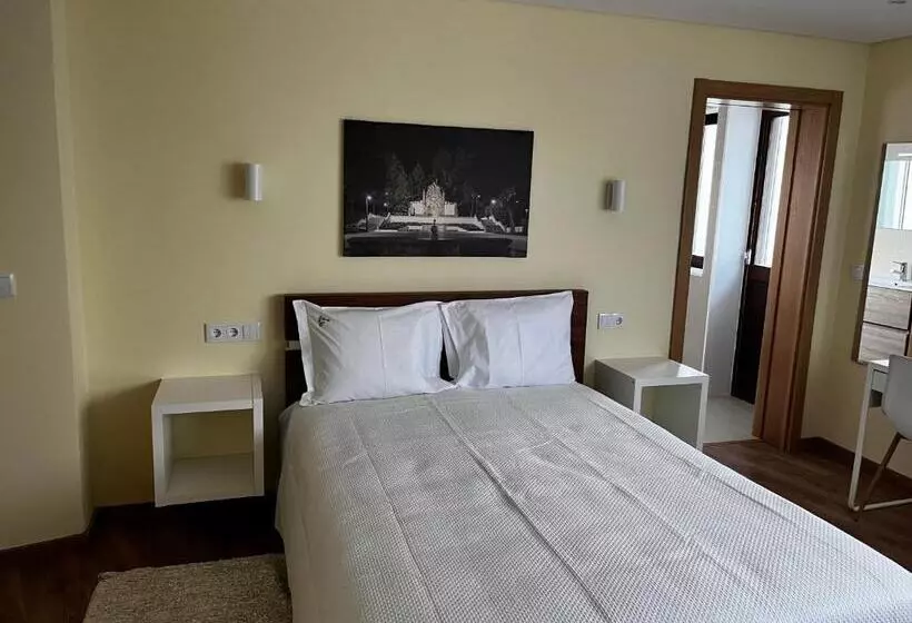 پانسیون Aliança Alojamento Local