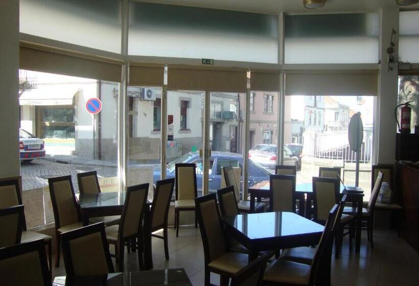 پانسیون Aliança Alojamento Local