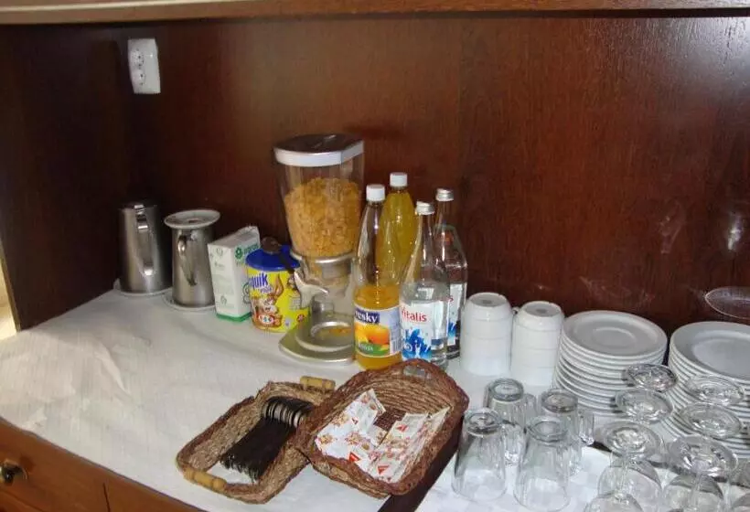 پانسیون Aliança Alojamento Local