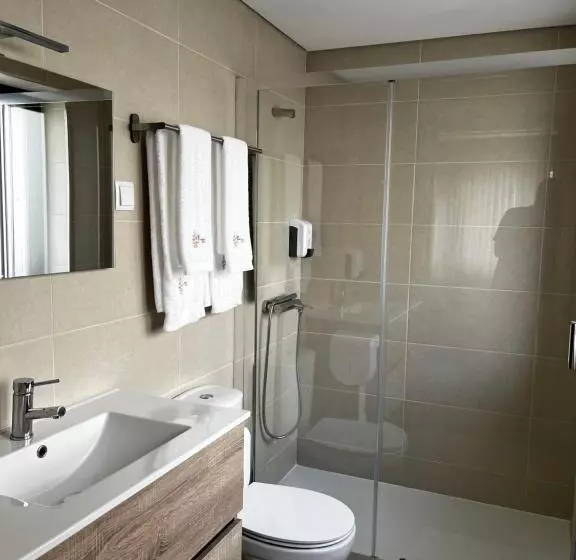 پانسیون Aliança Alojamento Local