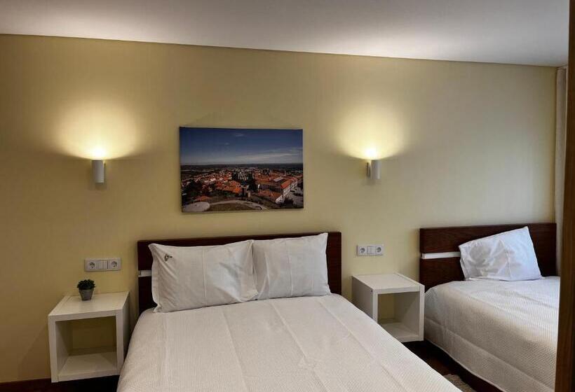 پانسیون Aliança Alojamento Local