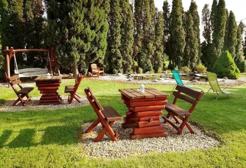 Majatalo Elisoria Apartments