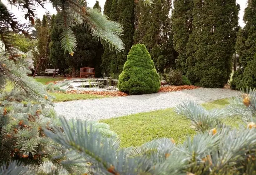 Majatalo Elisoria Apartments