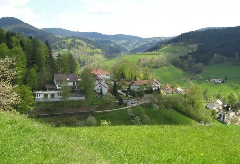 Majatalo Gästehaus Gerda