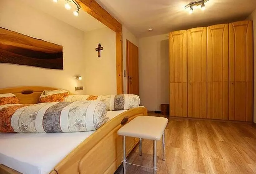 Majatalo Gästehaus Gerda