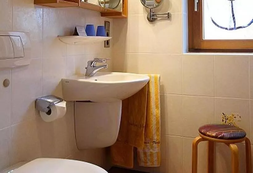 Majatalo Gästehaus Gerda