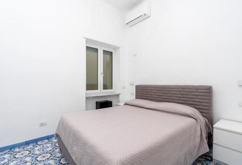 پانسیون Guest House La Piazzetta