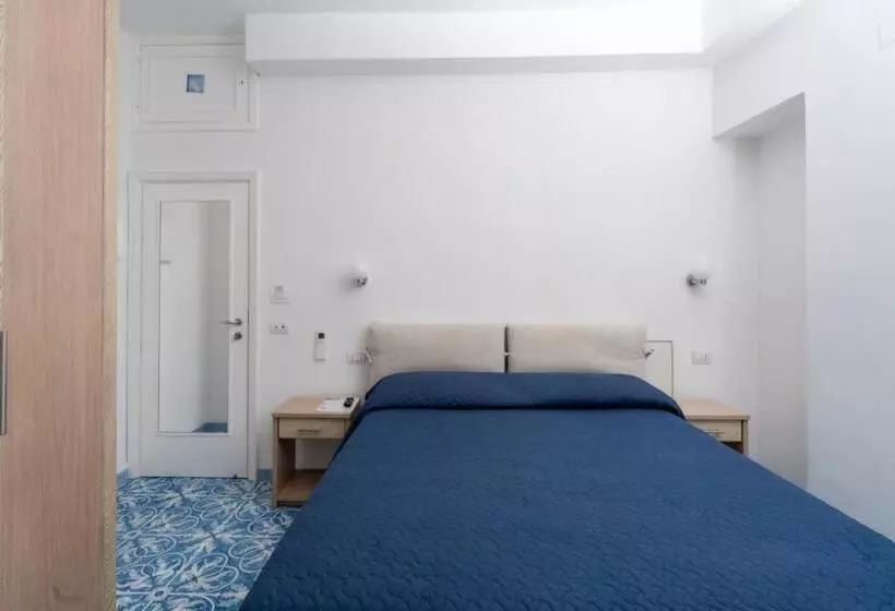 پانسیون Guest House La Piazzetta