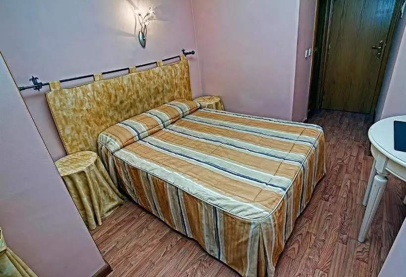 Majatalo Hostal Stop