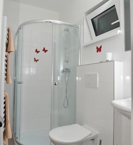 膳宿费 Penzion A Restaurace Pintovka