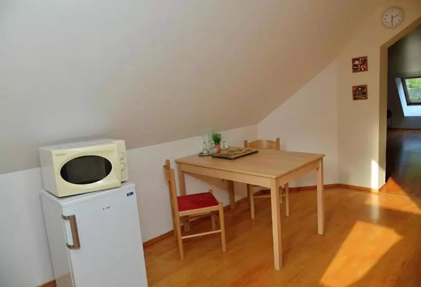 Majatalo Penzion A Restaurace Pintovka