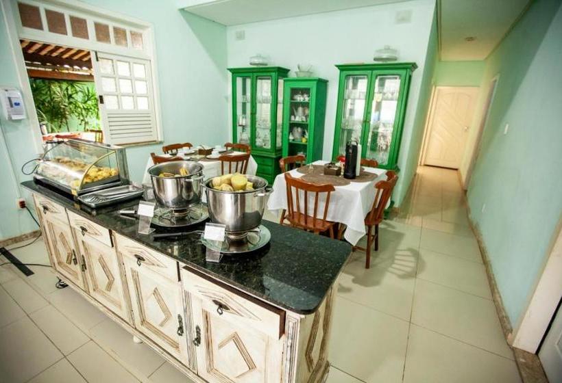 פנסיון Pousada Mineira