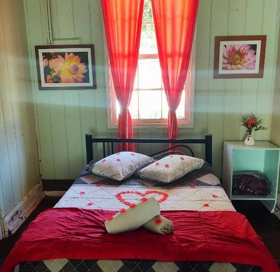 ペンション Pousada Shamballah Paranapiacaba