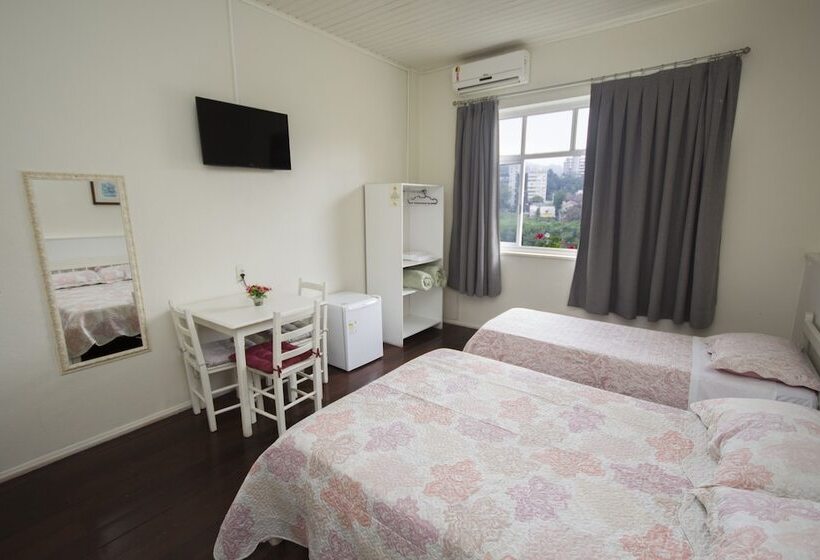 بنسيون Pousada Xv