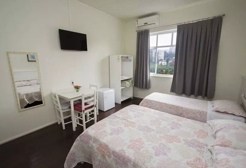 ペンション Pousada Xv