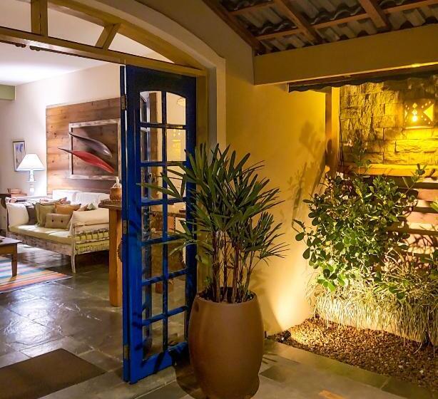 פנסיון Sollar Dos Gerânios