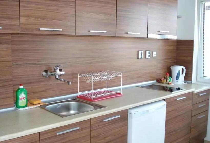 پانسیون The Sunny Home Guesthouse
