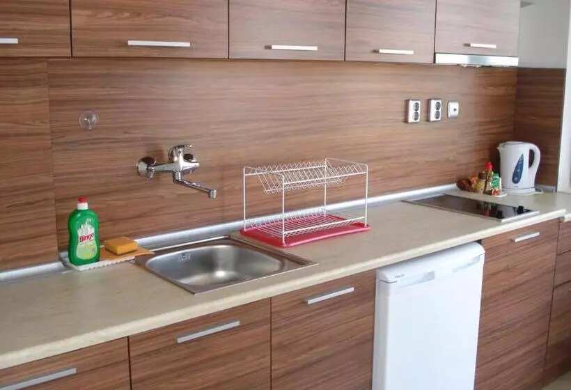 پانسیون The Sunny Home Guesthouse