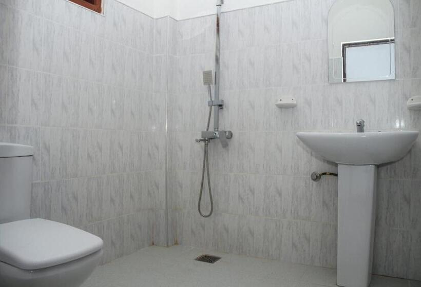 펜션 Tithira Guest House