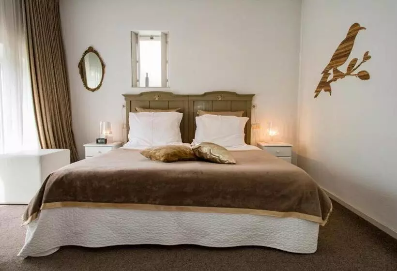 ユースホステル Restaurant Taverne