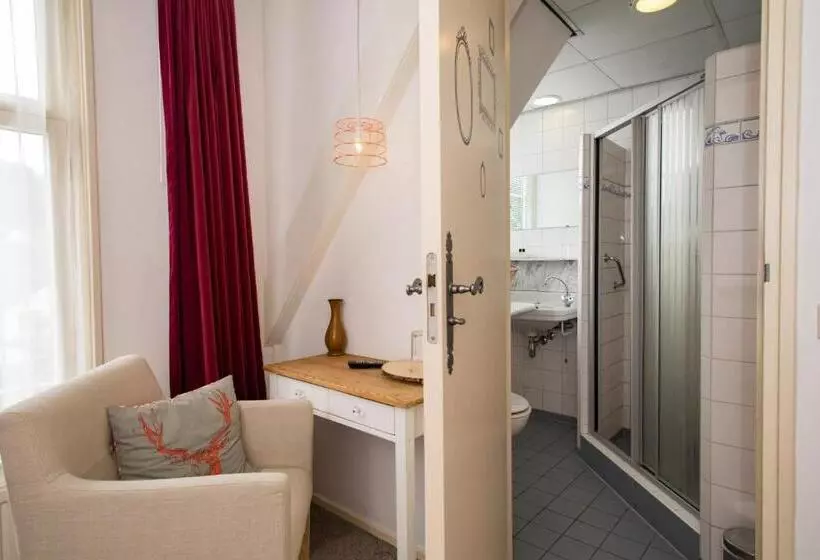 ユースホステル Restaurant Taverne