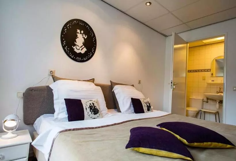 ユースホステル Restaurant Taverne